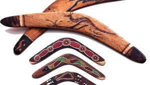 Boomerang senjata suku Aborigin Australia
