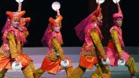 Sejarah Asal Tari Piring Minangkabau