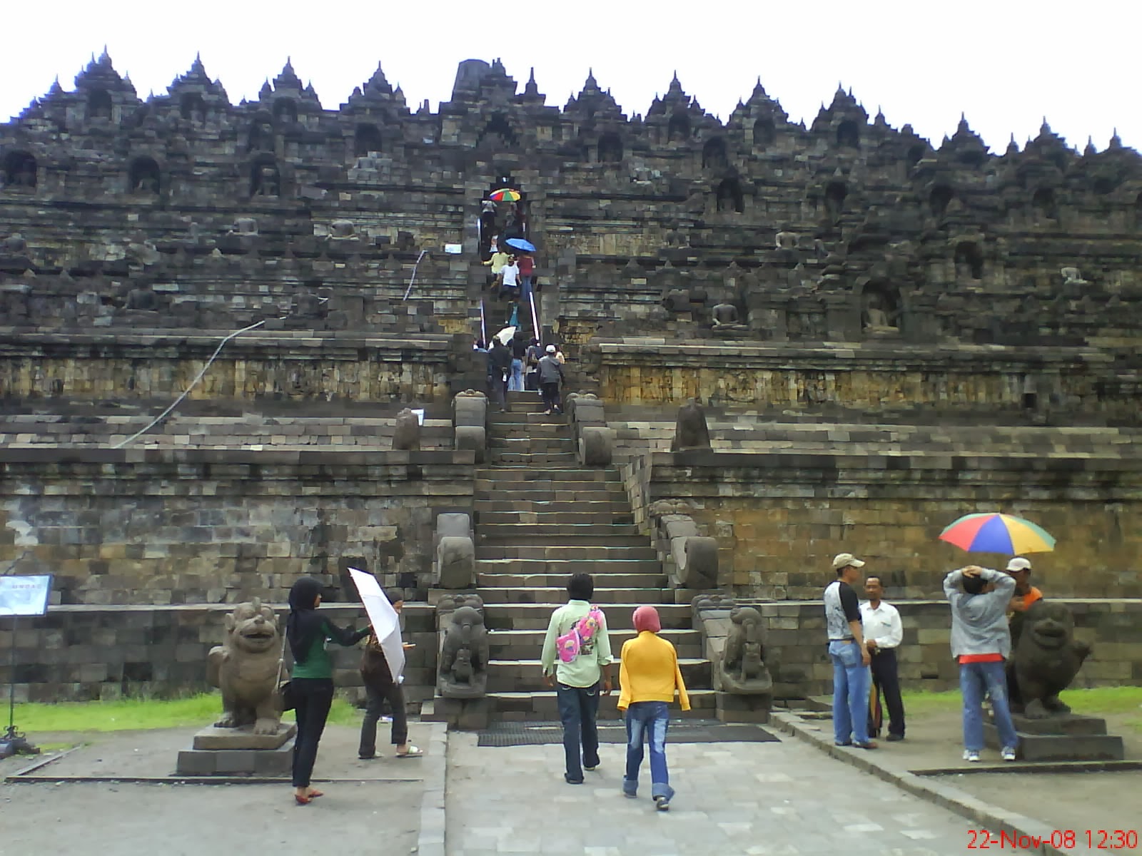 4 peninggalan sejarah bercorak Buddha