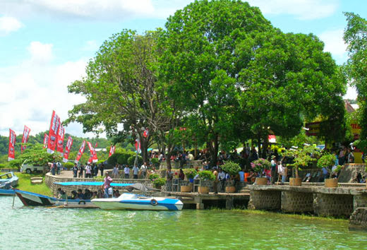 Berbagai bentuk kenampakan buatan manusia di Indonesia