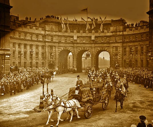 Life in English castle