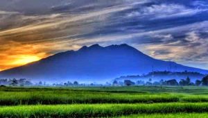 Gunung Lawu di Karanganyar Jawa Tengah