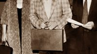 elvis presley berangkat wajib militer diantar kedua orangtuanya gladys presley