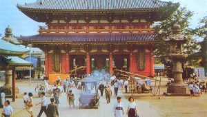 Kuil Kannon di Isakusa Jepang