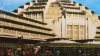 Pusat perbelanjaan di Phnom Phen