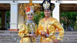 Pakaian-Adat-Gorontalo Pakaian Adat Gorontalo