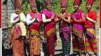 Pakaian Adat NTB 28Nusa Tenggara Barat29