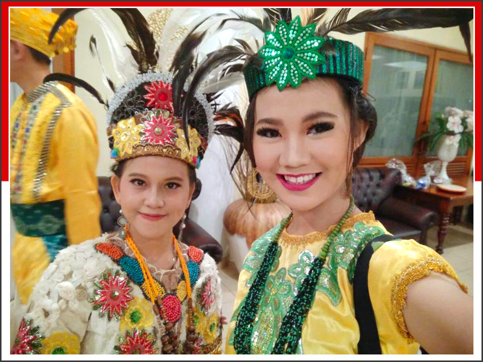 Pakaian Adat Sulawesi Tengah LENGKAP Nama, Gambar Dan Penjelasannya