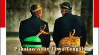 Pakaian adat pria Jawa Tengah mengenakan keris