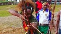 Senjata Tradisional Papua Busur dan Panah