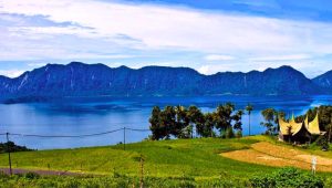 Danau Maninjau Sumatera Barat