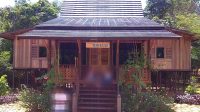 Rumah adat suku Banjar Kalimantan Selatan