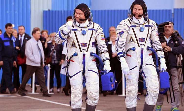Fakta Mengejutkan: Tubuh Astronaut Tambah Tinggi, Apa Penyebabnya?