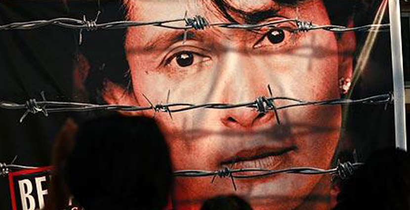 Aksi manuver politik Suu Kyi