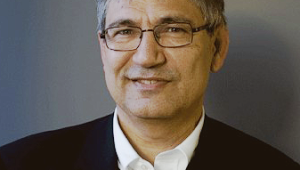 Orhan Pamuk seorang sastraw